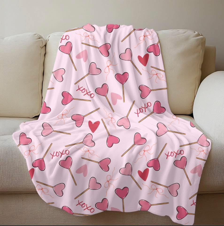 XOXO Heart Sucker Pink Fleece Blanket